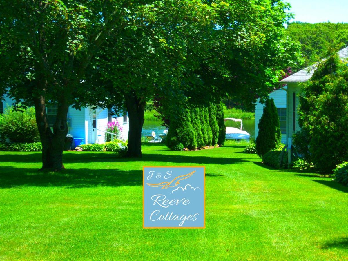 Premier Waterfront Cottage 2 Riverhead Exterior photo